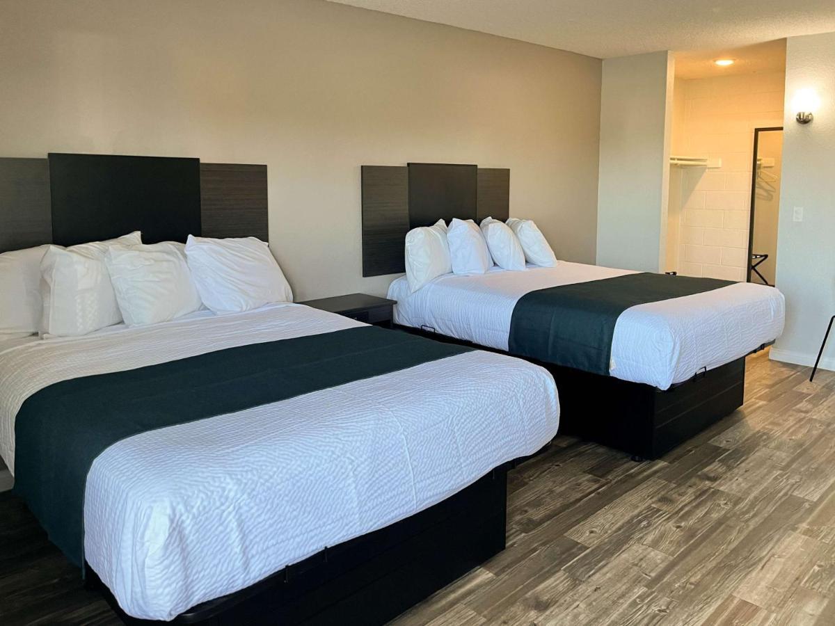 Motel 6 Las Vegas Nv Downtown Fremont St Bagian luar foto